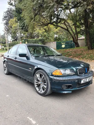 BMW 318i 2004 Green