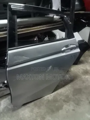 Fit Shuttle 2015 Rear Door