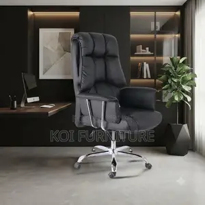 Office Chairs; Executive Heavy Leathered Office Chairs in Buterfly