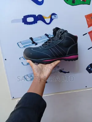 Ladies Safety Boot