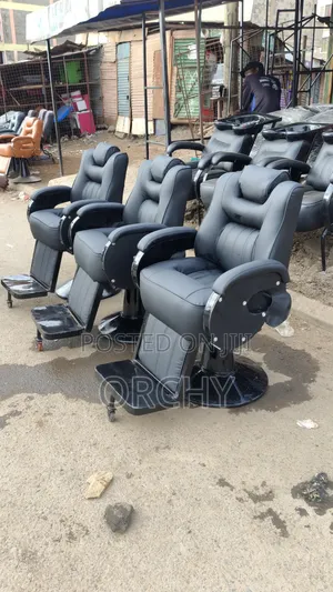 Leather Kinyozi Seats