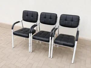 Modern Black Visitors Office Chair With Armrest