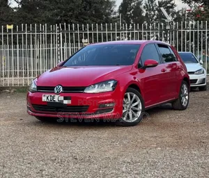 Volkswagen Golf 2014 Red