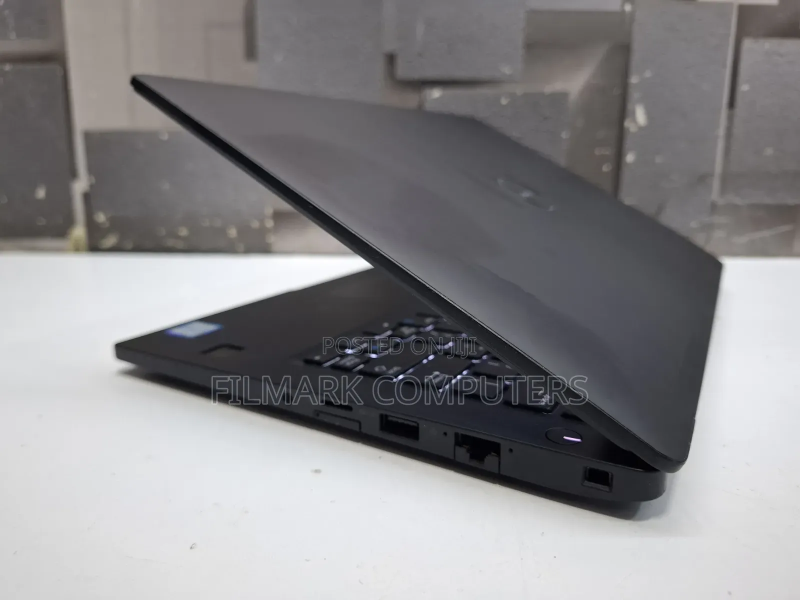 Laptop Dell Latitude 7390 8GB Intel Core i5 SSD 256GB