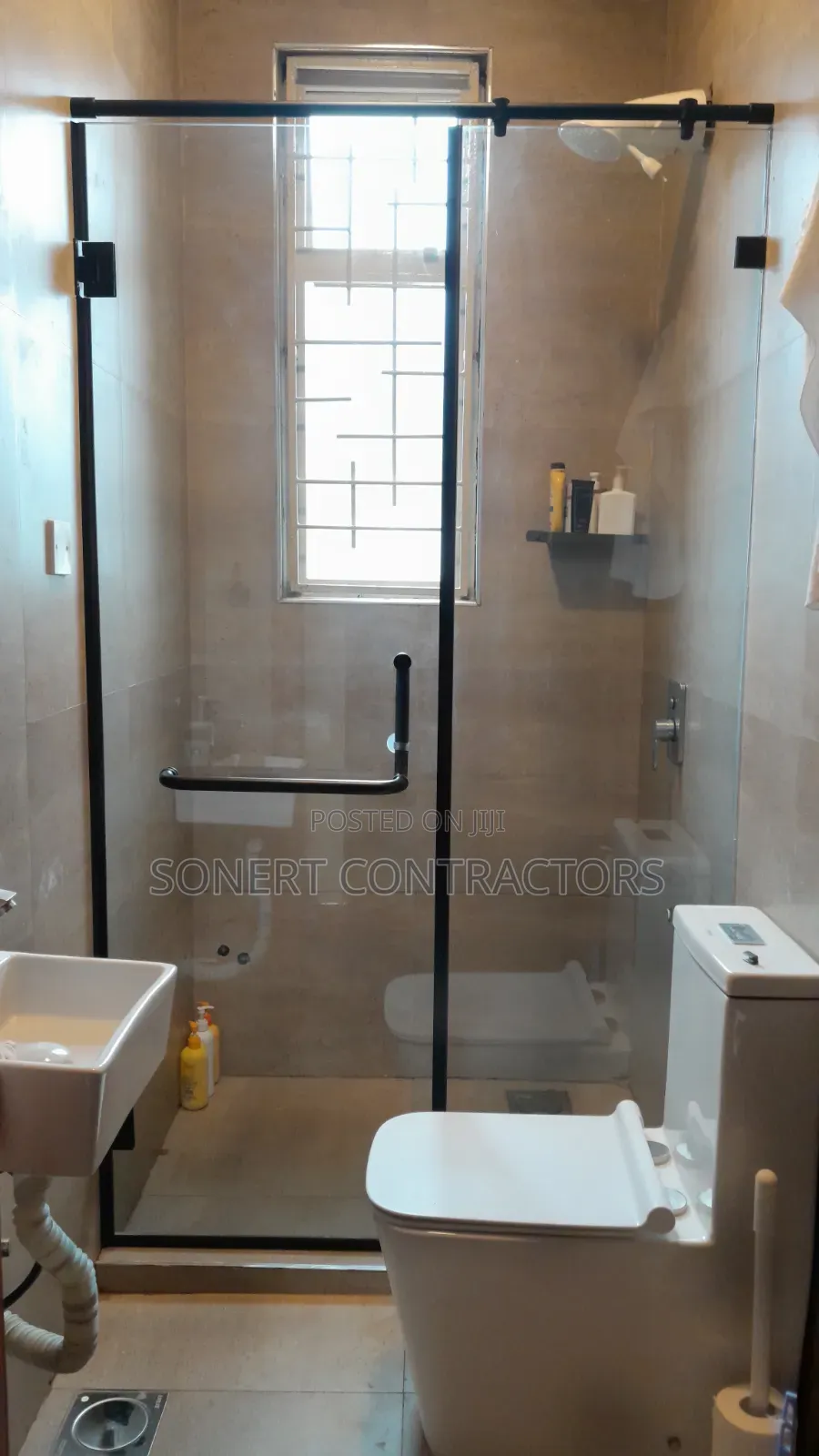 Bathroom Glass Shower Partition