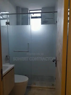 Wall to Wall Shower Glass Cubicle Frosted