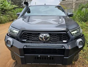 Toyota Hilux 2020 Gray