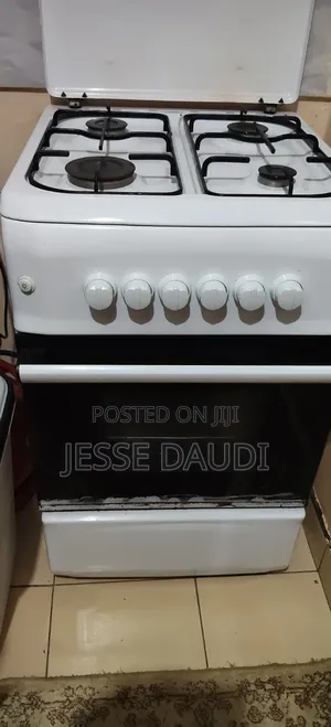 Used 4-Burner Standing Gas Cooker With Oven