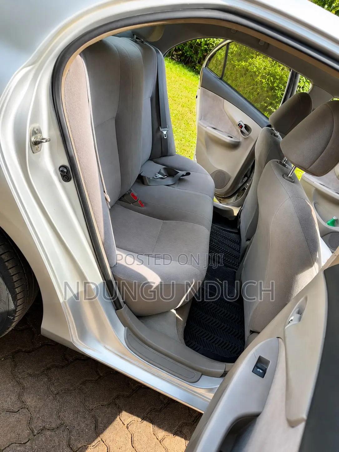 Toyota Axio 2009 Silver