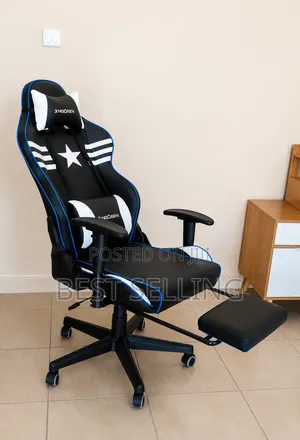 New Arrivals Modern Gaming Chair With Footrest