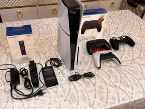Slim Ps5, 2 Pads Plus Charging Dock