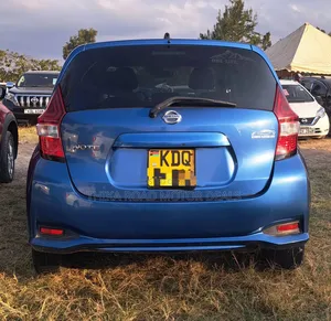 Nissan Note 2017 Blue