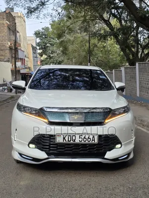 Toyota Harrier 2018 White