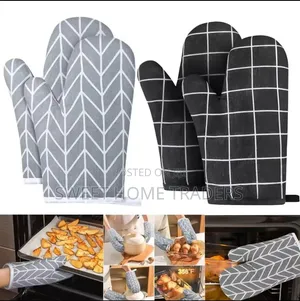 Heat Resistant Insulated Microwave/Oven Gloves