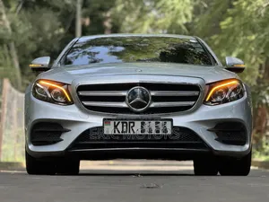 Mercedes-Benz E200 2017 Silver