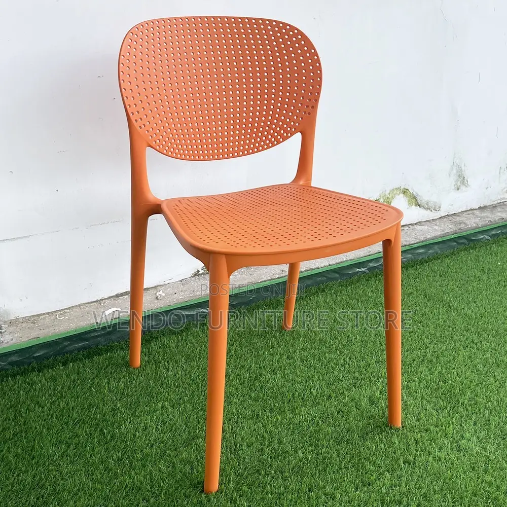 Dining Chairs; Plastic Dining Chairs Suitable for Outdoor