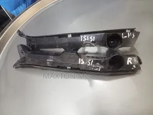 Toy Isis 2006-2008 Front Bumper Slides