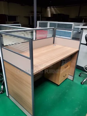 One Way Workstation