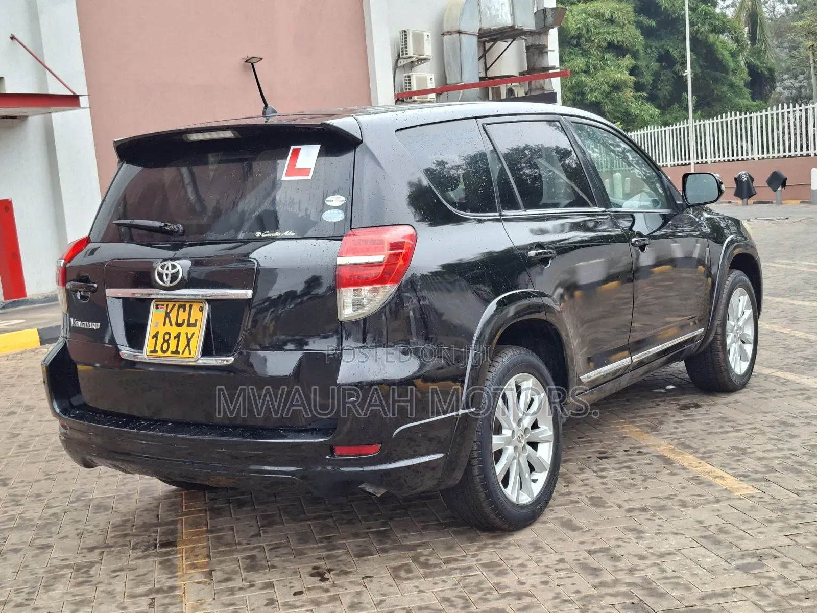 Toyota Vanguard 2010 Black