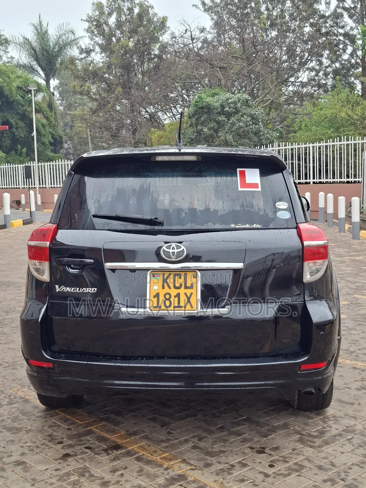 Toyota Vanguard 2010 Black