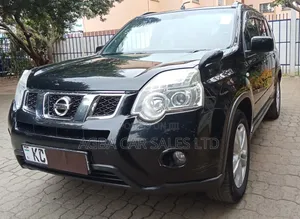 Nissan X-Trail 2012 Black