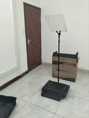 The Teleprompter Machine for Hire, Teleprompter Screen
