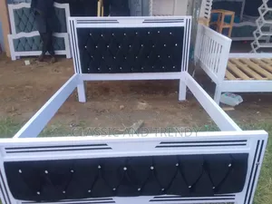 5 by 6 Black and White Framed Mocket Bed