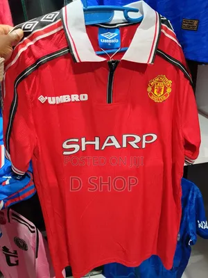 Manchester United Sharp Old School Version Jersey