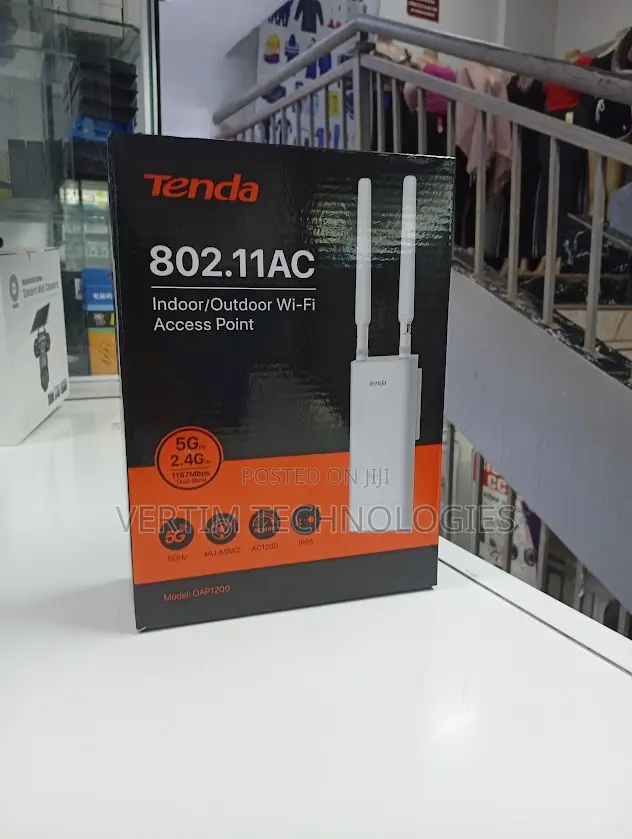 1 × Tenda AOP1200 Wireless Access Point