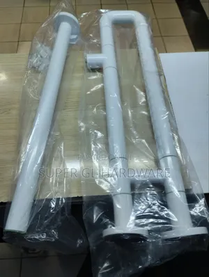 U-Shaped Hand Rail With Stand