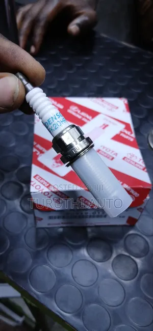 Spark Plugs Fk20HR11 for Crown,Harrier,Lexus