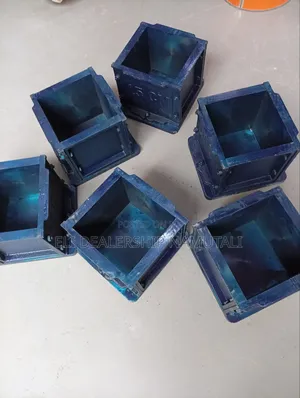 Heavy-Duty Concrete Cube Casting Mould – 15cm Standard Size