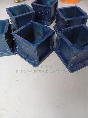 Heavy-Duty Concrete Cube Casting Mould – 15cm Standard Size