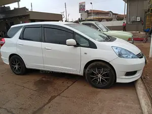 Honda Fit Shuttle 2012 White