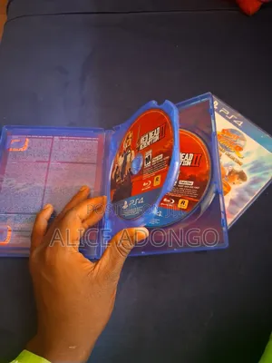 Ps4 Red Dead Redemption and Street Fighter