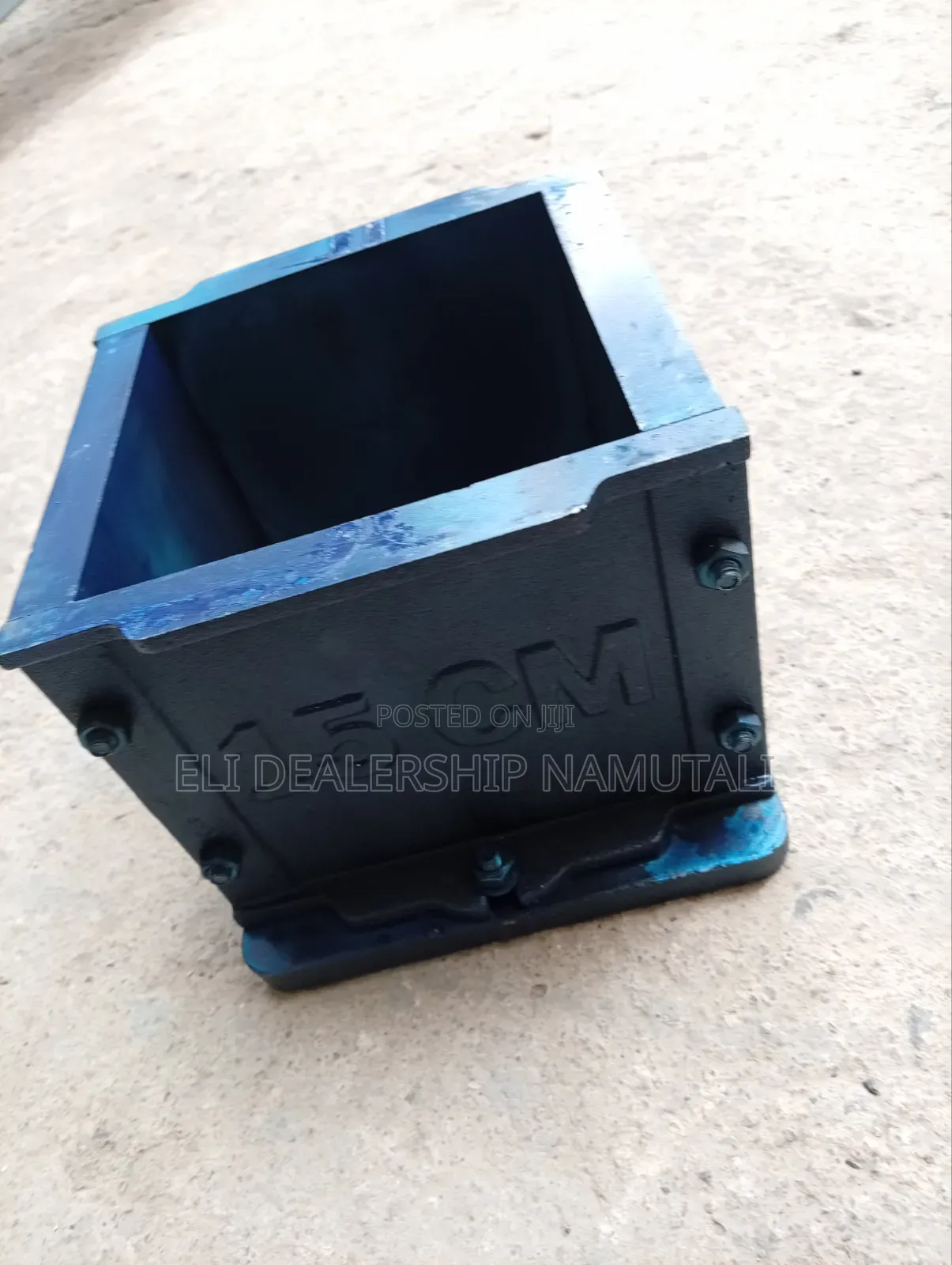 Premium Concrete Cube Casting Mould – 15cm