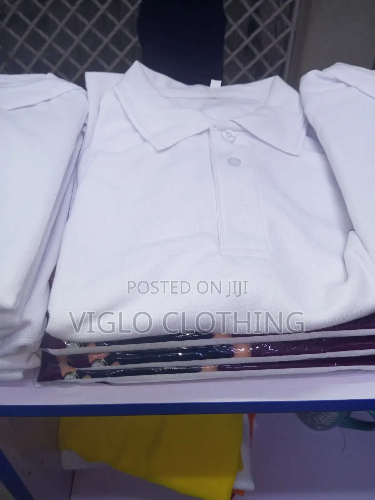 White Plain Poloshirts in Wholesale and Single Orders