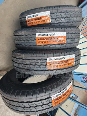 195R15C Bridgestone Tyre (Duravis R624