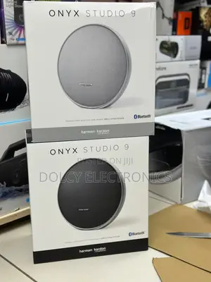 Onyx Studio 9