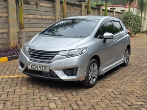 Honda Fit 2016 Silver