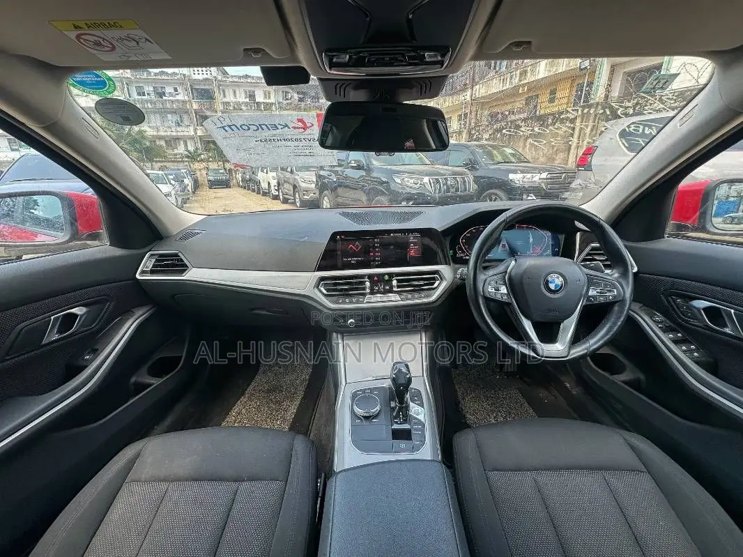 BMW 320d 2019 Red