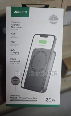 UGREEN PB561 10,000mAh Magnetic Wireless Power Bank.