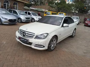 Mercedes-Benz C200 2011 White