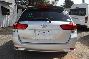 Toyota Corolla Fielder 2019 Silver