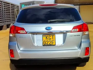 Subaru Outback 2011 Silver