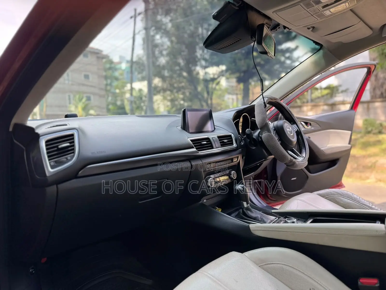 Mazda Axela 2017 Red