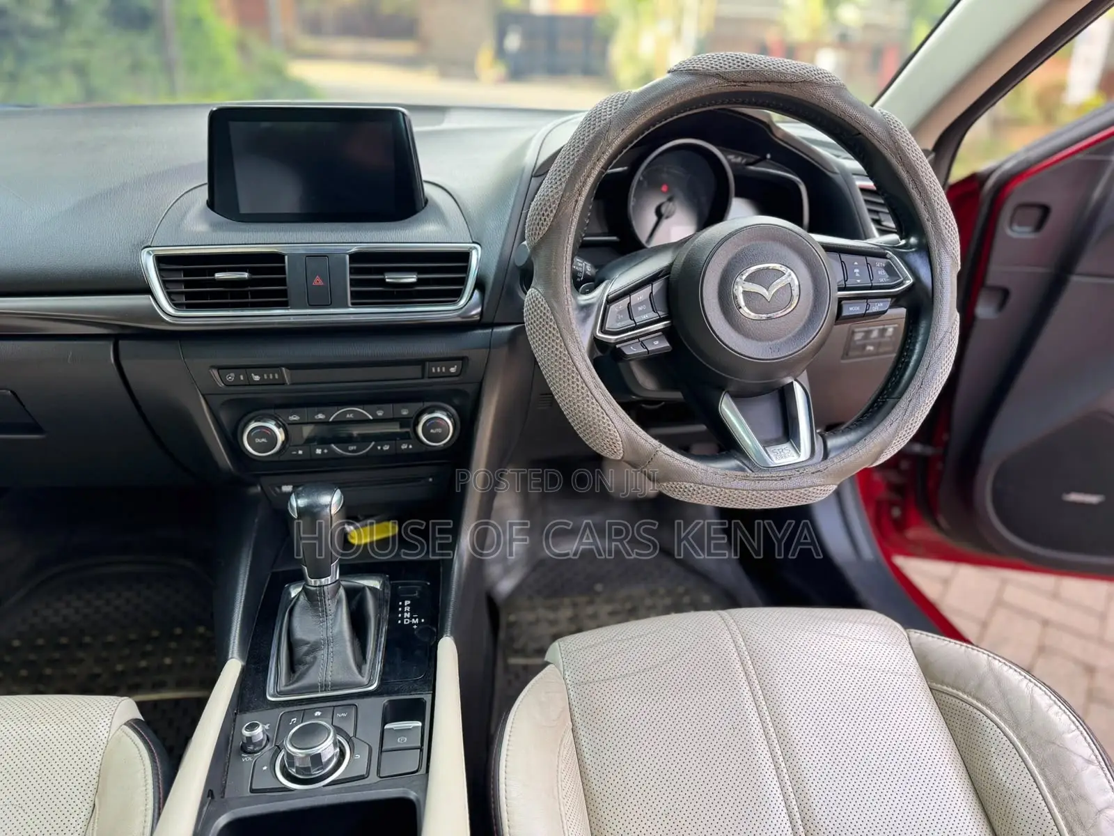 Mazda Axela 2017 Red