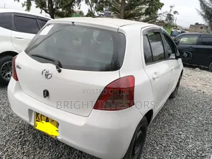 Toyota Vitz 2012 White