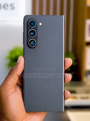 New Samsung Galaxy Fold 5G 512 GB Black