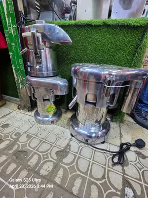 Commercial Juice Dispenser